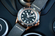 Load image into Gallery viewer, Signum Cero Bronze Forged Carbon dial infused with Lume
