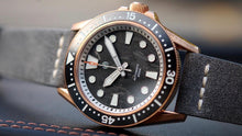 Load image into Gallery viewer, Signum Cero Bronze Forged Carbon dial infused with Lume
